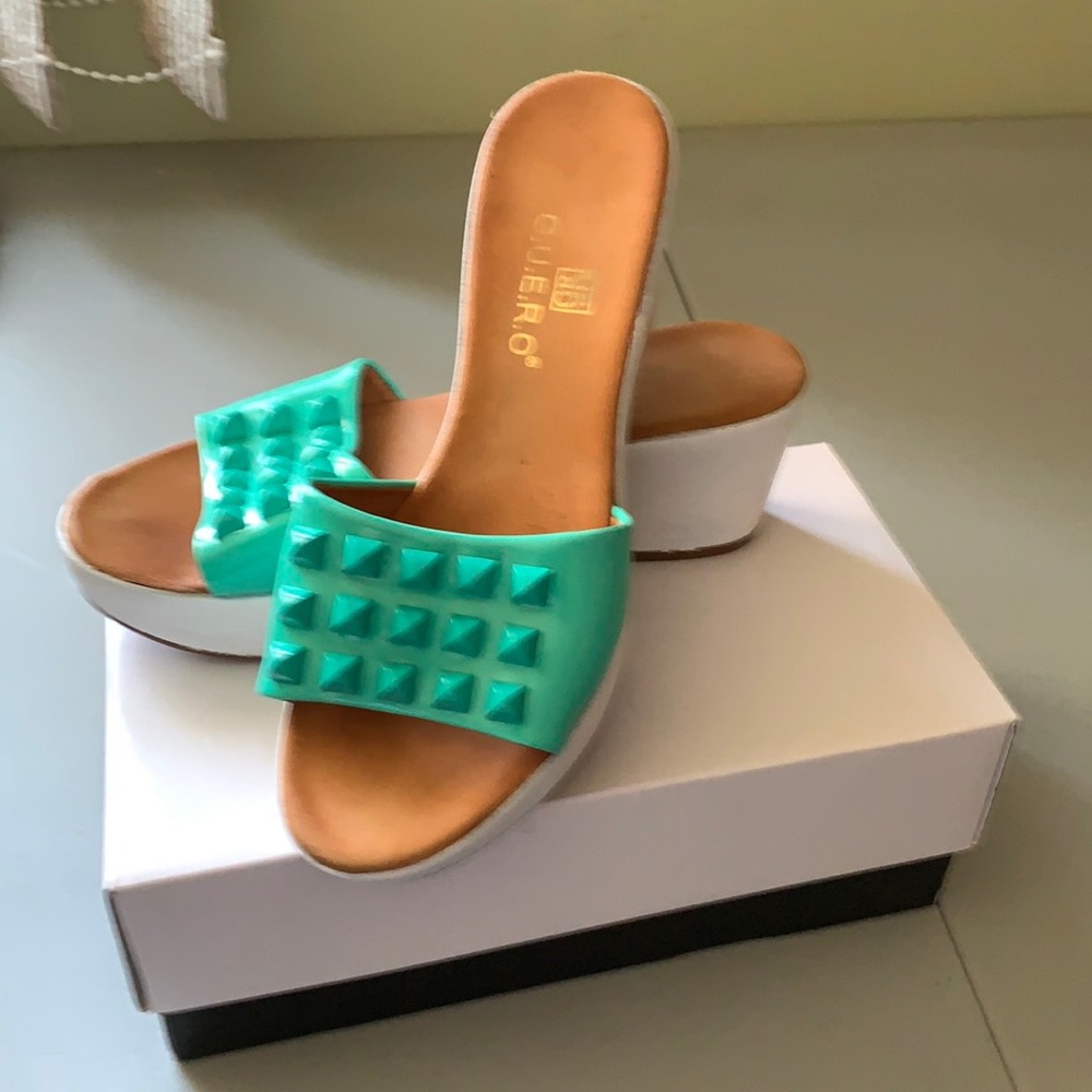 Comfortable summer shoes